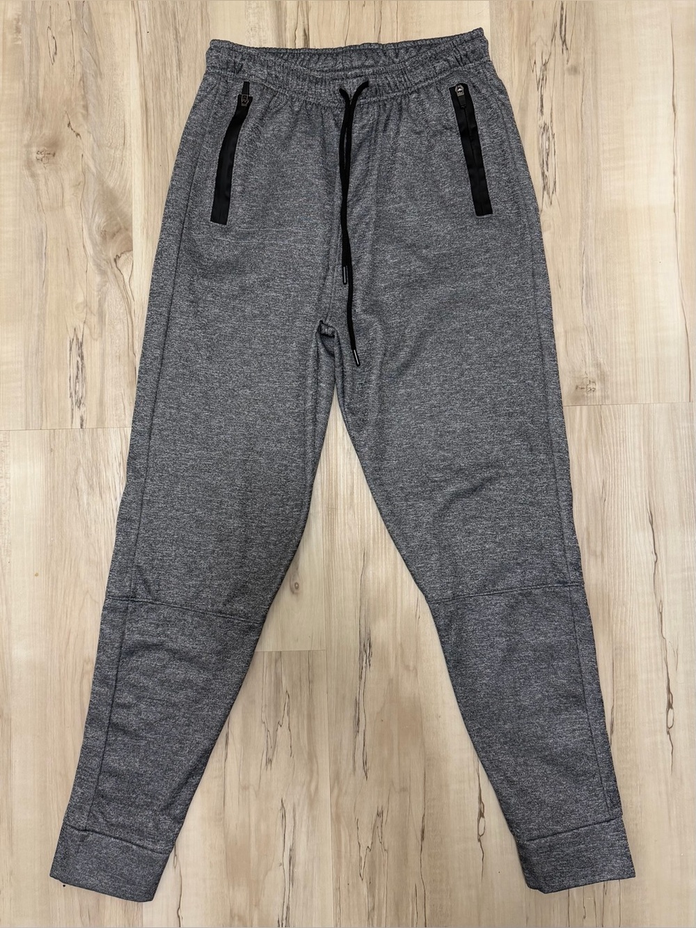True Essentials Men's Gray Fleece Jogger Pants